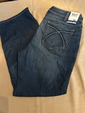 NWT Ariat R•E•A•L Women’s Dark Indigo Boot Cut Jeans